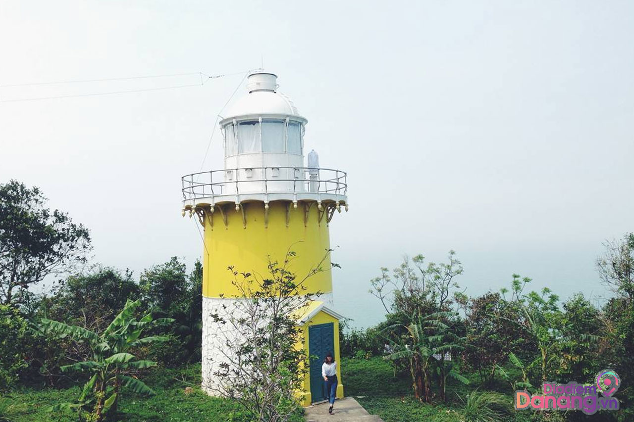 Hải đăng Tiên Sa