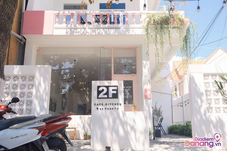 2F Cafe Kitchen