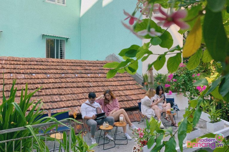 Àla Cafe – Quán cà phê đẹp Đà Nẵng khiến giới trẻ chụp hình mỏi tay