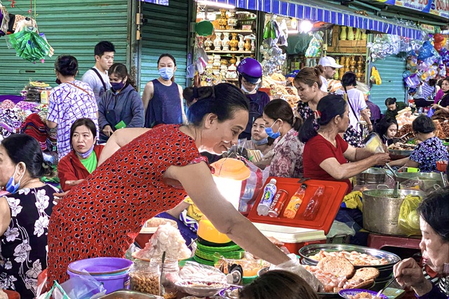 Lạc vào thiên đường ẩm thực cả trăm món 