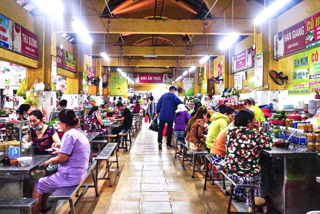 Lạc vào thiên đường ẩm thực cả trăm món 