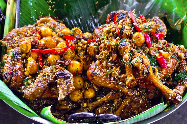 Lạc vào thiên đường ẩm thực cả trăm món 