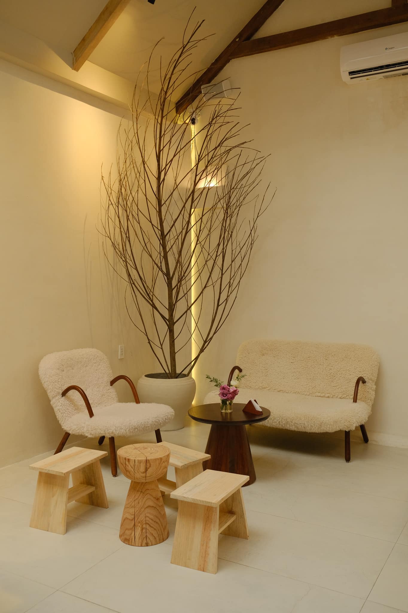 Quán chú trọng decor.