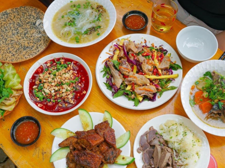 Khám phá Tiệm vịt xứ Nẫu ngon số dách tại Đà Nẵng
