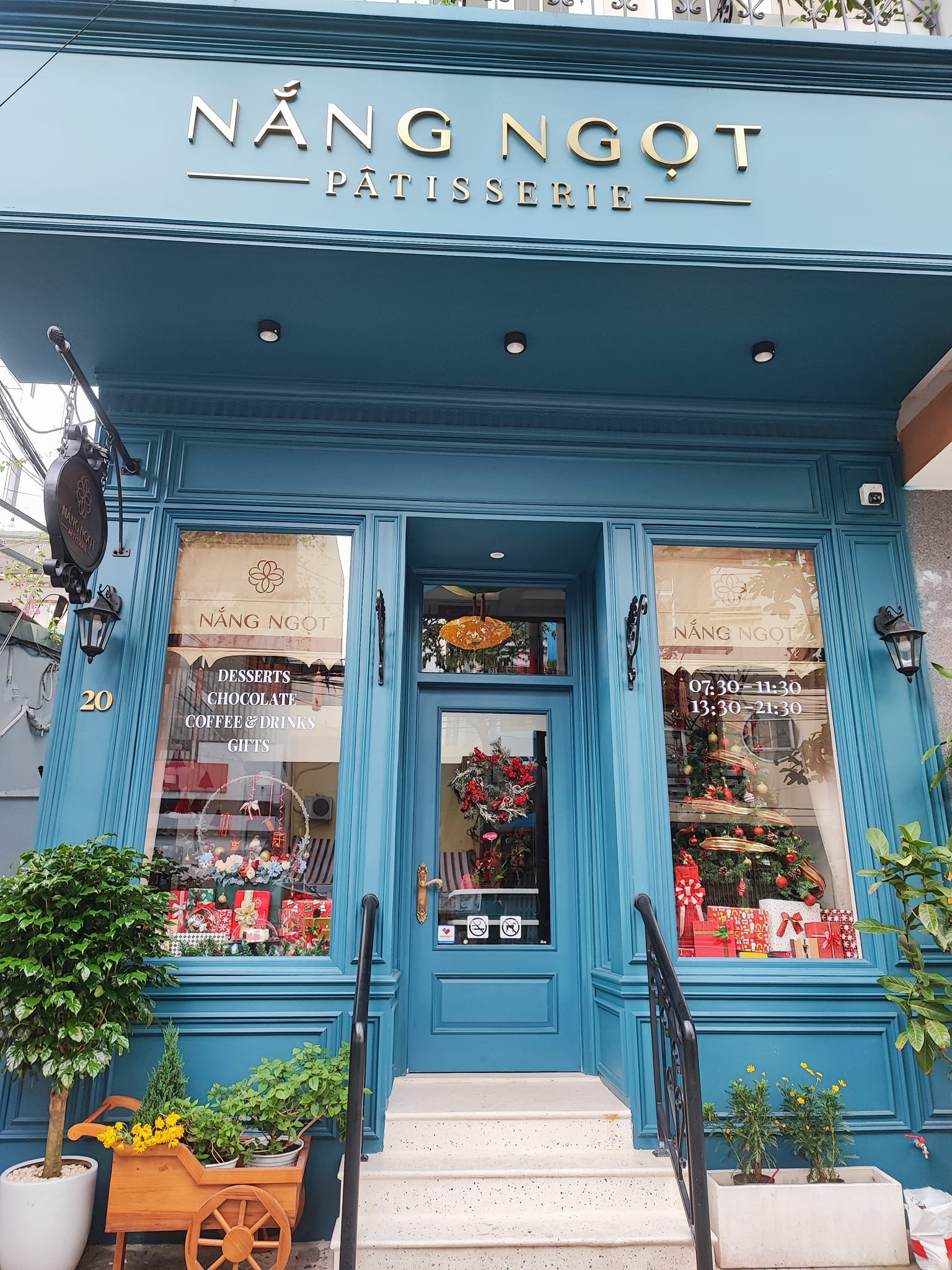 Khu vực check-in được yêu thích tại Nắng Ngọt Pâtisserie.