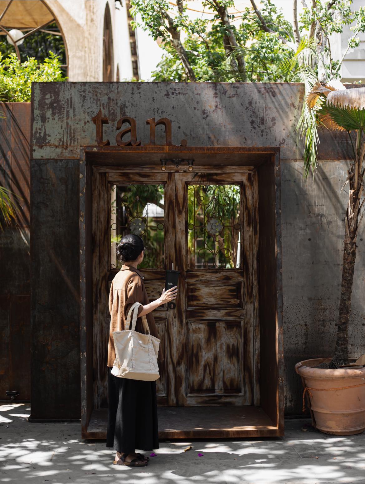 tan.danang sở hữu thiết kế ấn tượng.