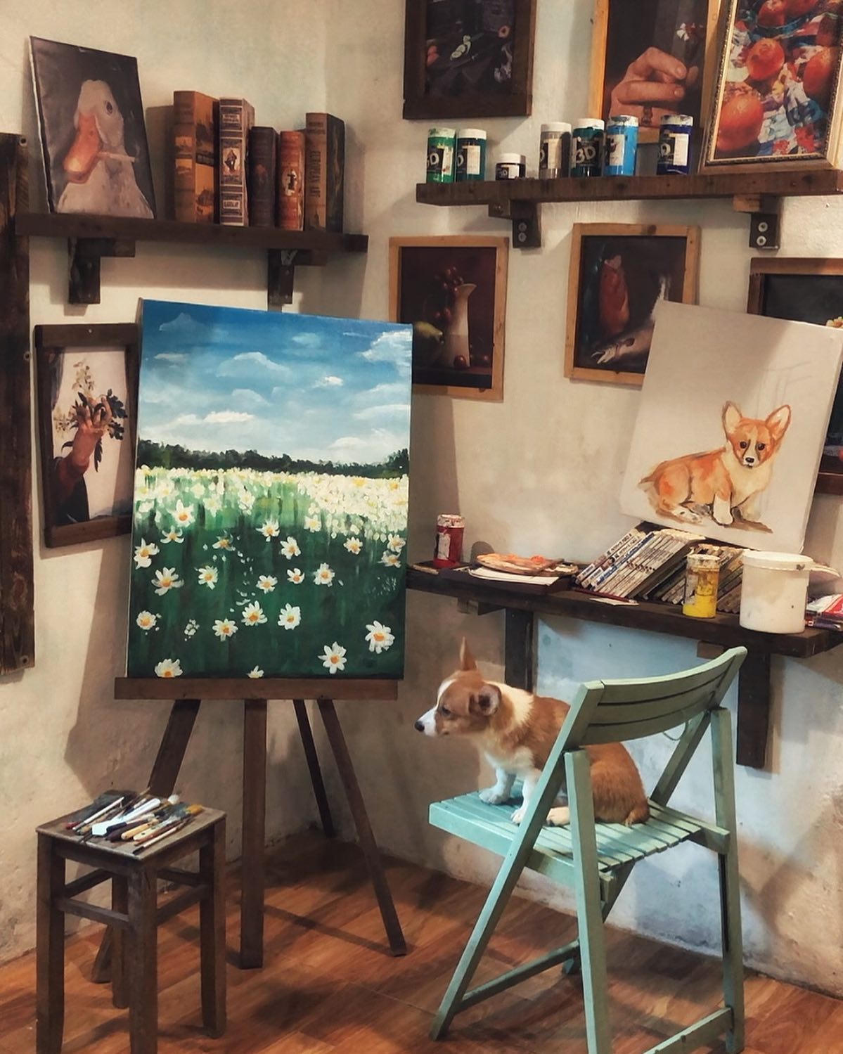 Các chi tiết decor tại Cafe Cổ Động được chăm chút kỹ lưỡng.