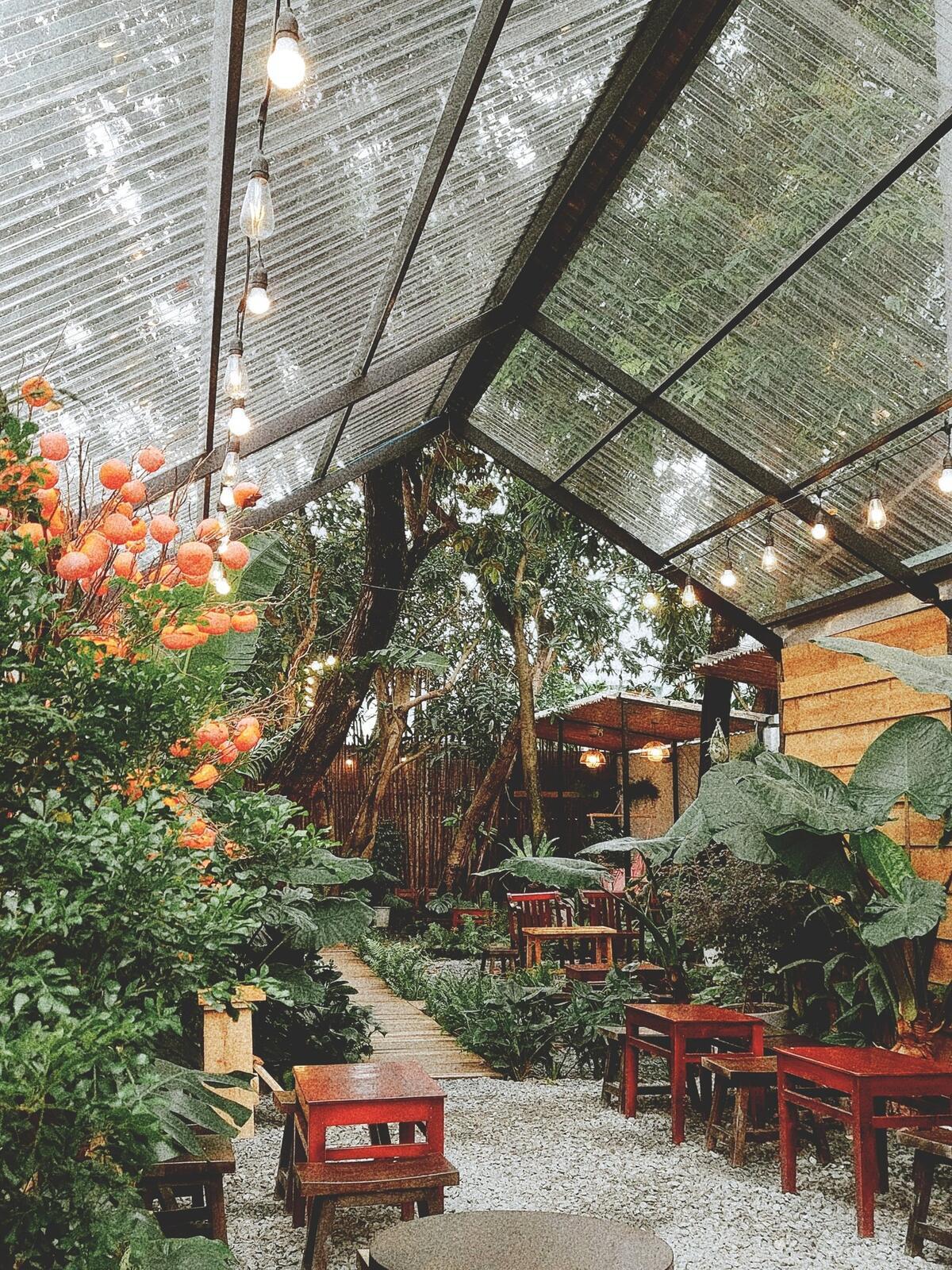 Amber Coffee House phù hợp với nhiều mục đích.
