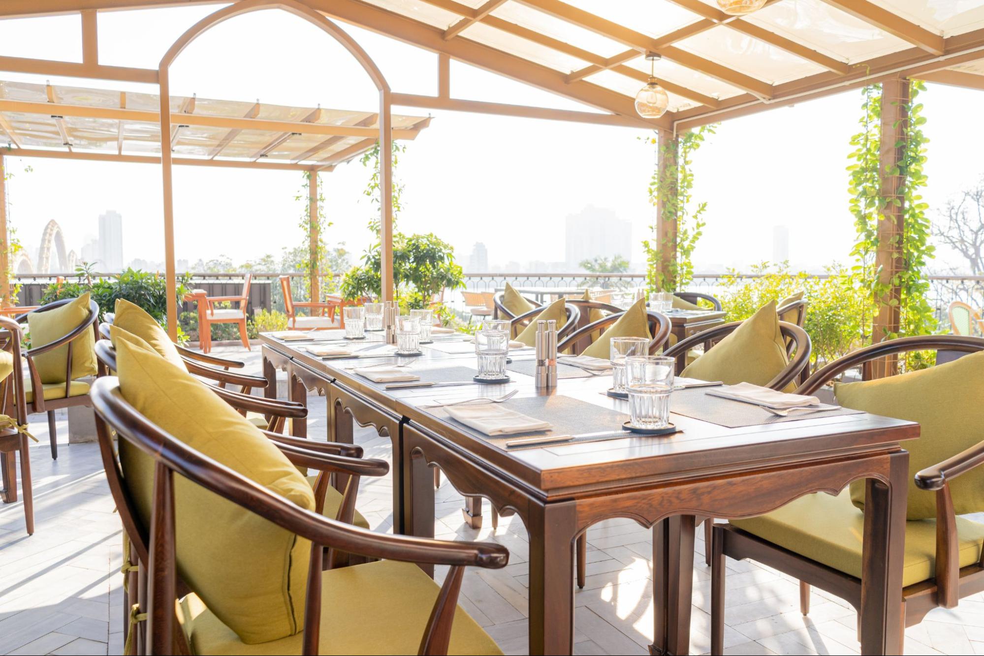Oso Restaurant phù hợp với nhiều mục đích.