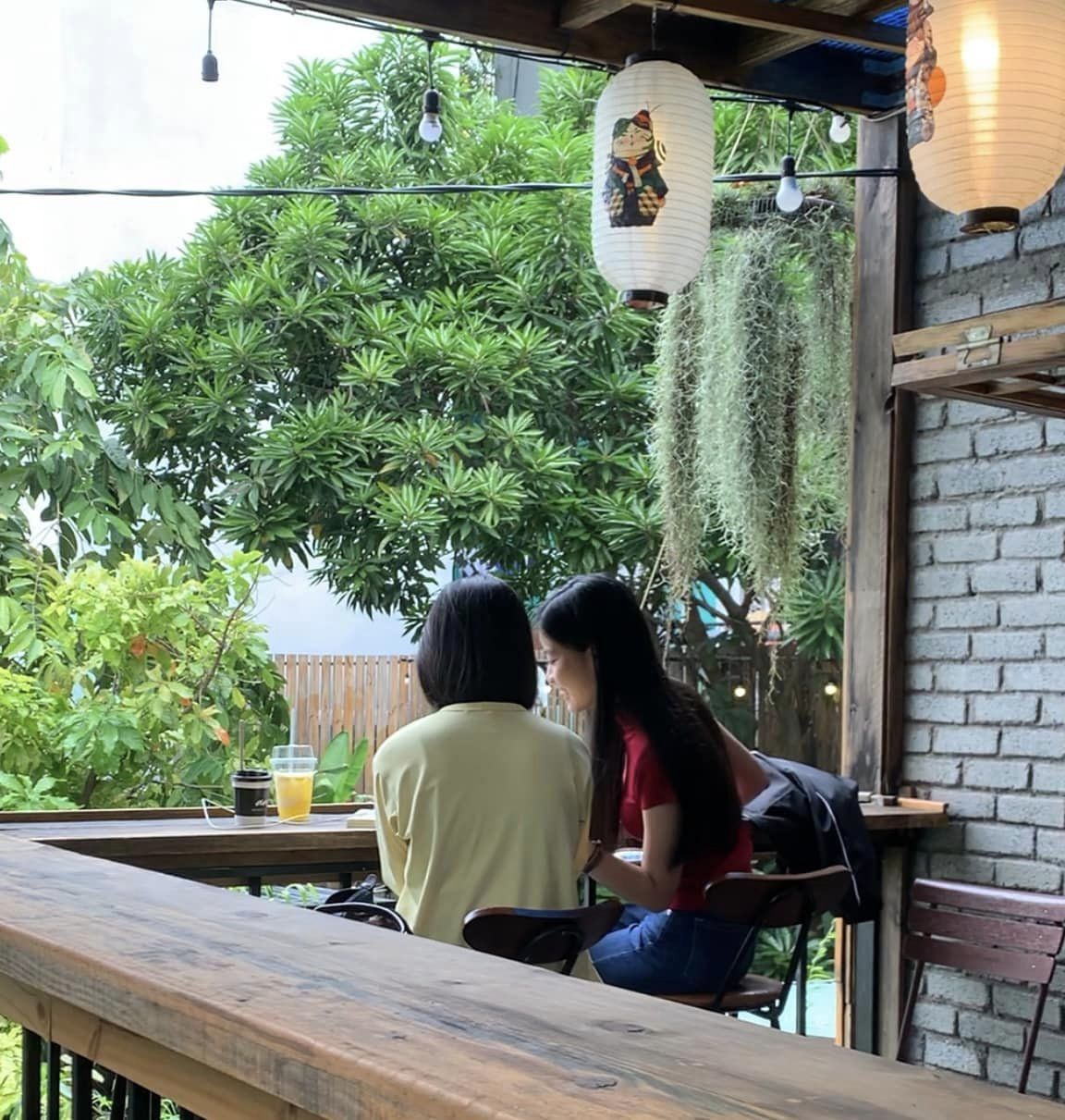 Khu vực tầng 2 chill chill.