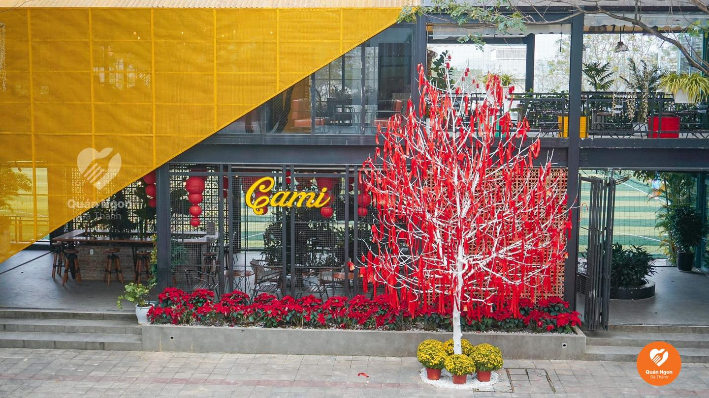 Cami Coffee sở hữu diện tích siêu khủng.