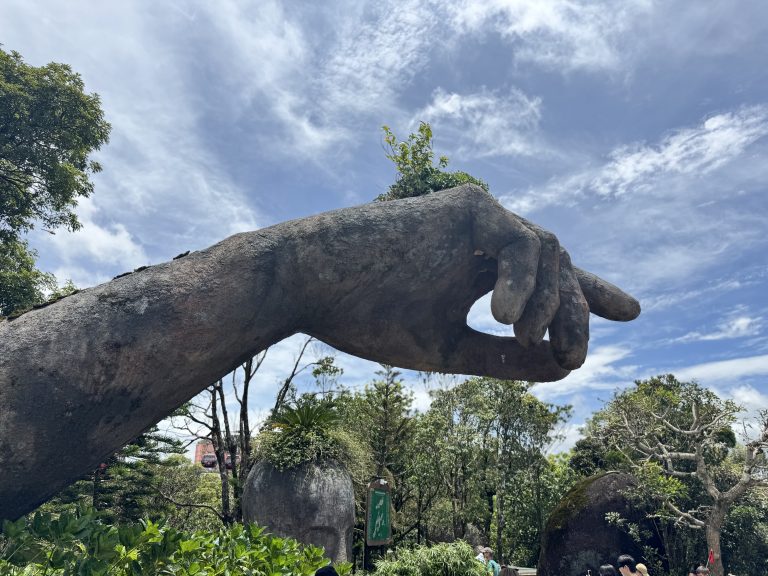 Cầu Vàng