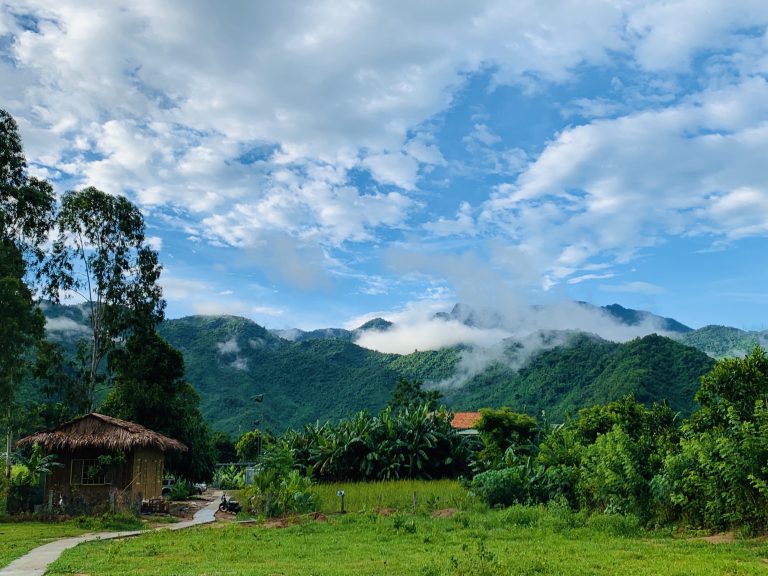 LÀNG NGUỒN